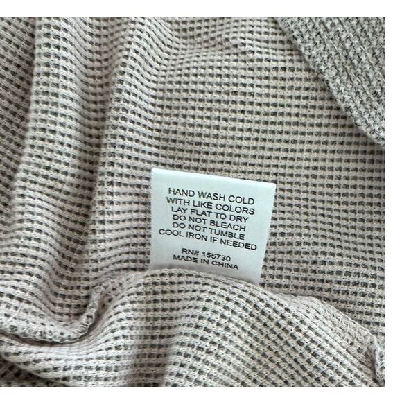 Jane & Delancey Womens Medium Gray Waffle Knit Shirt Roll Tab Sleeves - Picture 5 of 6